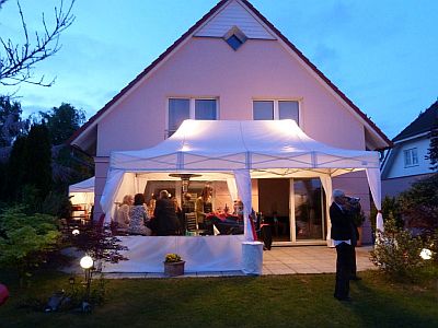 Familienfeierzelt