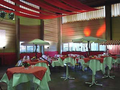 Betriebsweihnachtsfeier Stehtisch