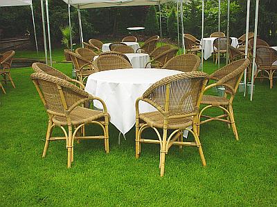 Firmangartenfest mit Rattanm�bel