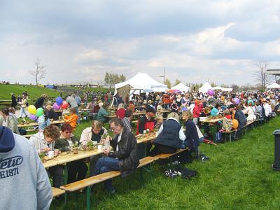 Firmenincentive auf gr&uuml;ner Wiese